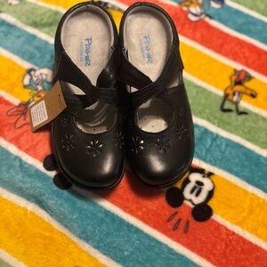 Stylish Black Flats for Women